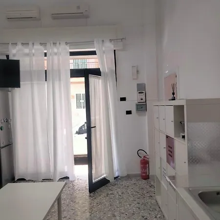 ゲストハウス Dolce Riposo トラーニ